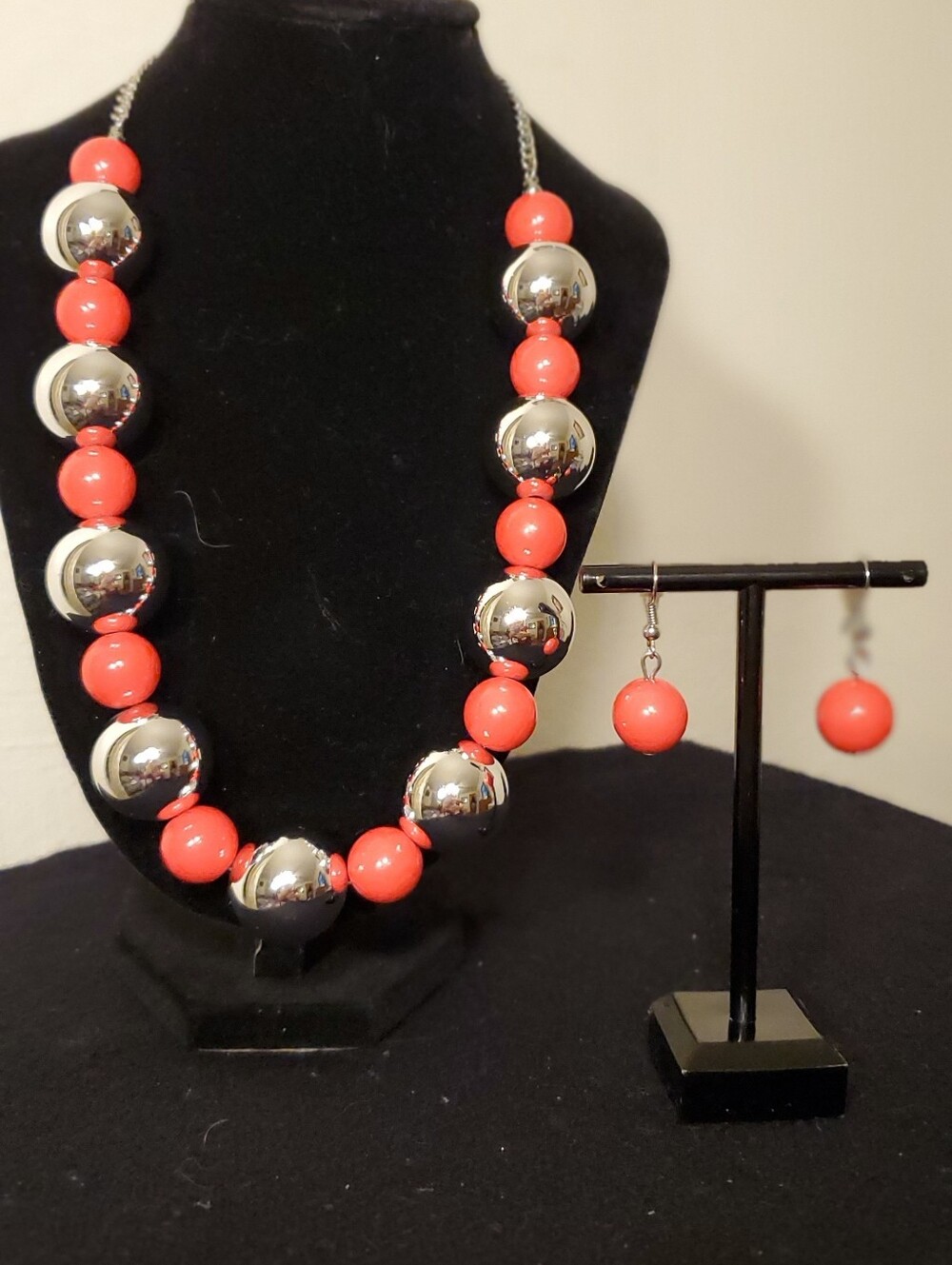 Vibrant Coral and Silver Ball Necklace with Matching Earrings